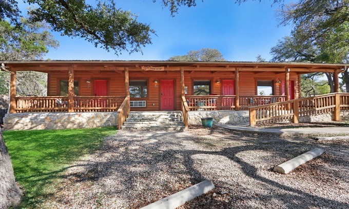 Wimberley Hotel | Resort Style Swimming Pool, Fire Pit, Grill, and Bocce Ball!