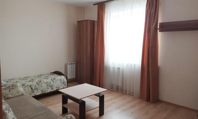 Yaroslavl Historic City Centre Apartment | Respublikanskaya 6