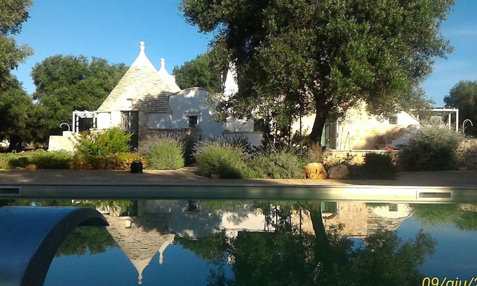 San Michele Salentino Villa | Restored 19th century trullo: THE PLACES OF THE SUN 2018 + Special offer (read)