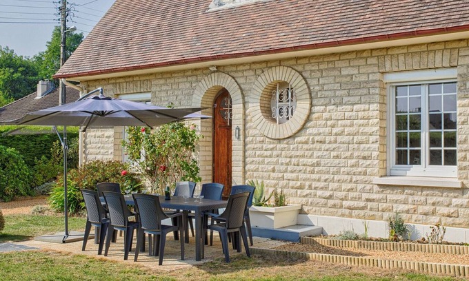 Merville-Franceville-Plage House | Retro house with garden and 5 bedrooms in Merville-Franceville-Plage