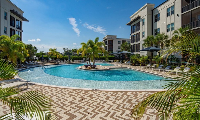 Naples Apartment | Retreat for up to 16: 5BR/4BA, Pool, Gym, Theater