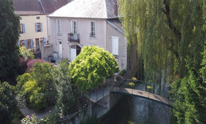 Bligny sur Ouche House | Retreat in Bligny-sur-Ouche