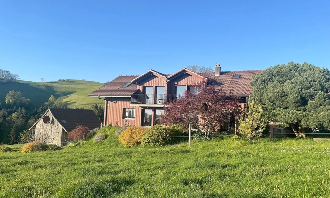 Rueggisberg Apartment | Retreat in the middle of nature