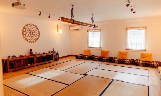 Kerhonkson Villa | Retreat Villa: Theater, Yoga Studio, Group Spaces | Dream House in the Gunks