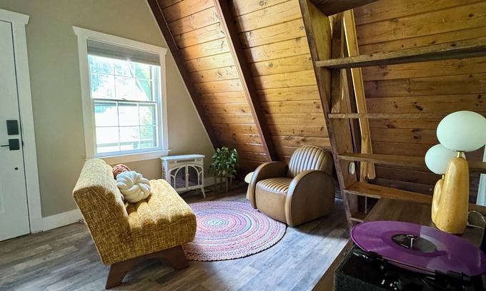 Fancy Gap Cabin | Retro A-Frame Cabin in Fancy Gap minutes from the Blue Ridge Parkway