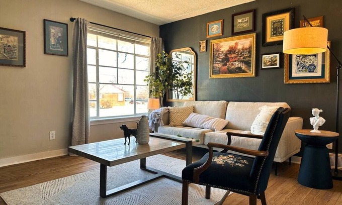 Central Oklahoma City House | Retro design house nears the Zoonn