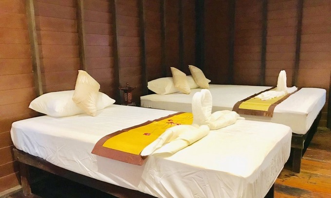 Damnoen Saduak House | Reuan Vilawan