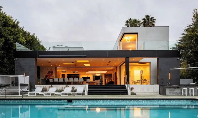 The Flats House | Rexford Estate