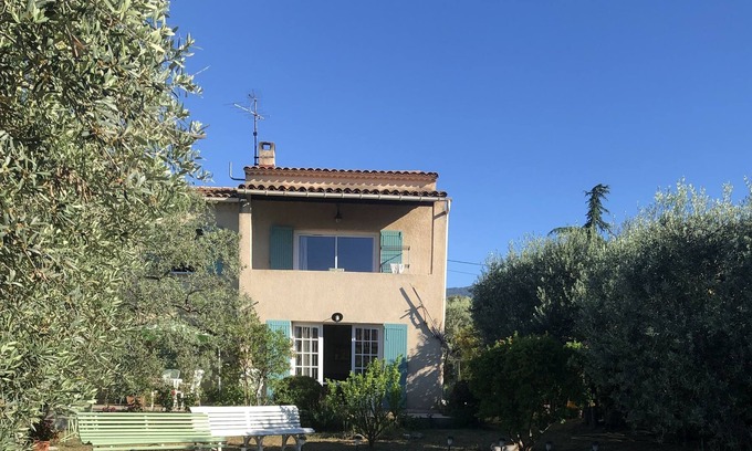 La Motte-dʼAigues Villa | Rez de Chaussée de Villa