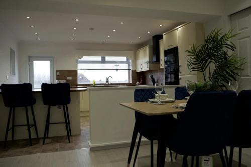 Lanark House | Rhyber Avenue