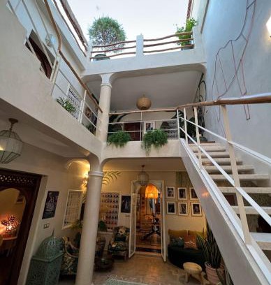 Sidi Bou Amar House | Riad Dar Vevé - luxury private house