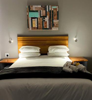 Leeupoort Bed & Breakfast | Riecor Guest Farm
