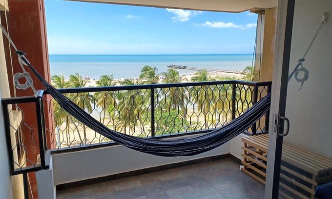 Riohacha Apartment | Riohacha III apartamento comodo y seguro perfectos para trabajar o vacacionar con balcón FRENTE AL MALECON