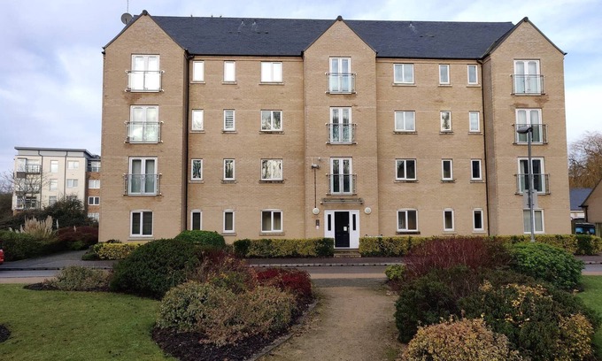 St Neots Apartment | River Ground Floor Apartment - 70 Skipper Way