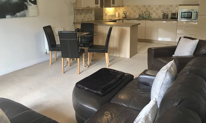 St Neots Apartment | River Ground Floor Apartment - 96 Skipper Way