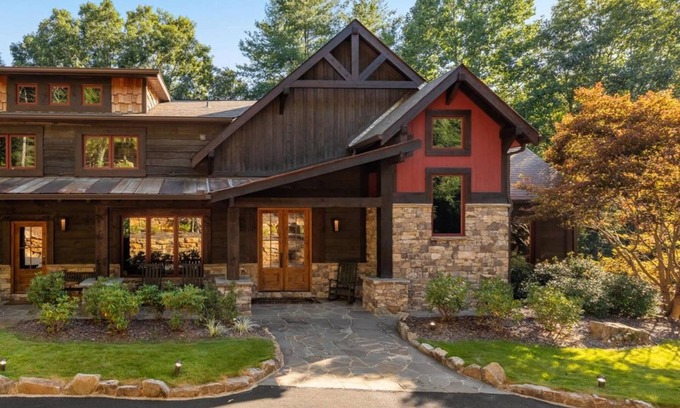 Cherry Log House | River Joy Lodge - Cherry Log, GA