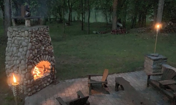 Charleston Cabin | River's Edge on the Hiawassee River