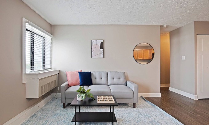 Indianapolis Apartment | River West 809 I Amazing 1Bd/1Bth I Free Parking