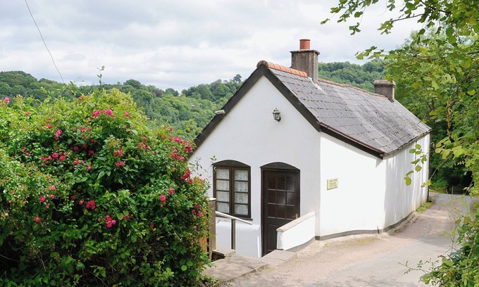 Symonds Yat Cottage | River Wye View Cottage