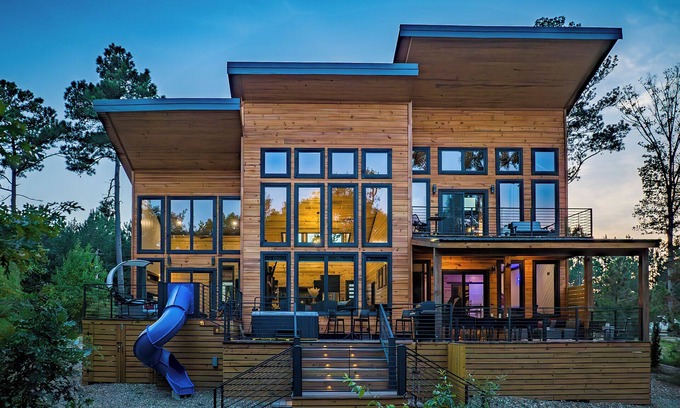 Broken Bow Cabin | Riverfront Family Adventure Modern Cabin/Pickle Ball/Slide/Outdoor Shower