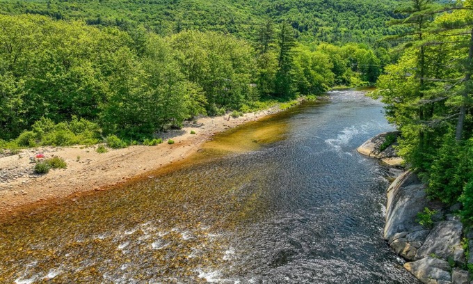 North Woodstock House | Riverfront House w/Rooftop Deck! Dog Friendly!