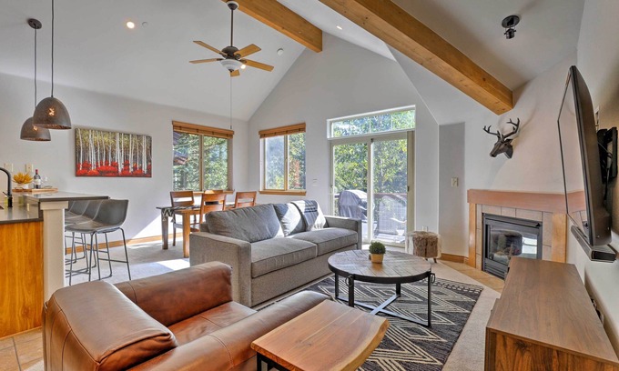 Willow Grove Condo | Riverfront Silverthorne Condo Near Skiing!