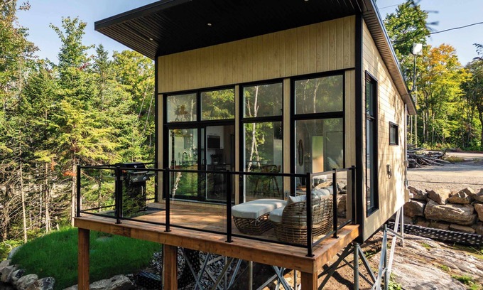 Sainte-Beatrix Ski Chalet | Riverfront Tranquil Haven with Private Trails