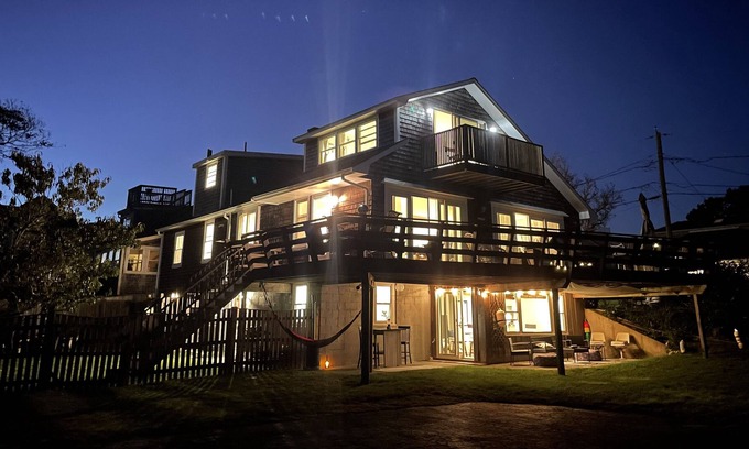 Greenbush House | Rivermoor Beach House-Where Luxury and Simplicity Meet. Reconnect. Reset. Renew.