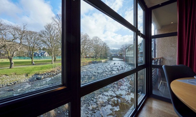 Keswick Cottage | Riverside Park 4