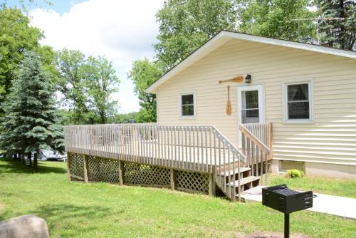 Richmond Resort | Riverside Resort