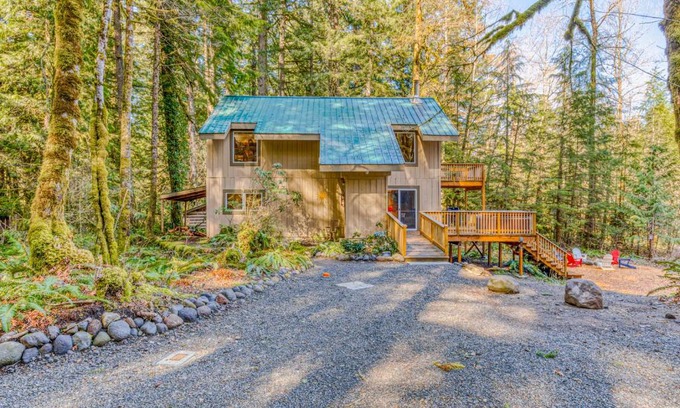 Zigzag House | Riverside Sanctuary