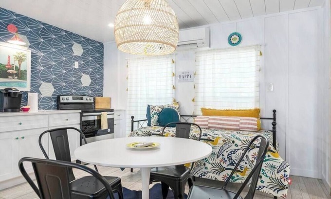 Stonewall House | Riverview Ranch - Hot Tub, Fire Pit & More!