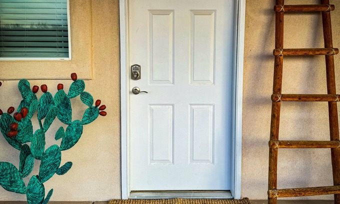 Las Cruces House | Riverwood Casita