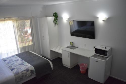 Deniliquin Hotel | Riviana Motel