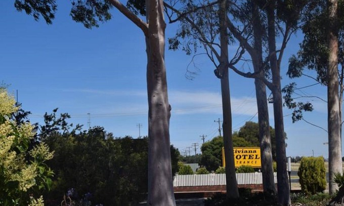 Deniliquin Hotel | Riviana Motel