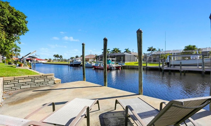 Pelican Villa | Robin's Nest