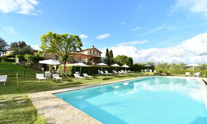 Ponte di Gabbiano Apartment | Rocche di Valiano, Glicine in Siena, pool use, AC