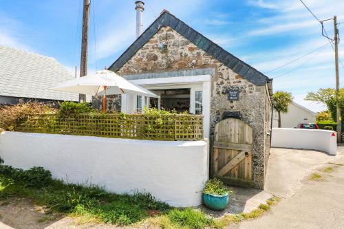 Landewednack House | Rocket Cart House