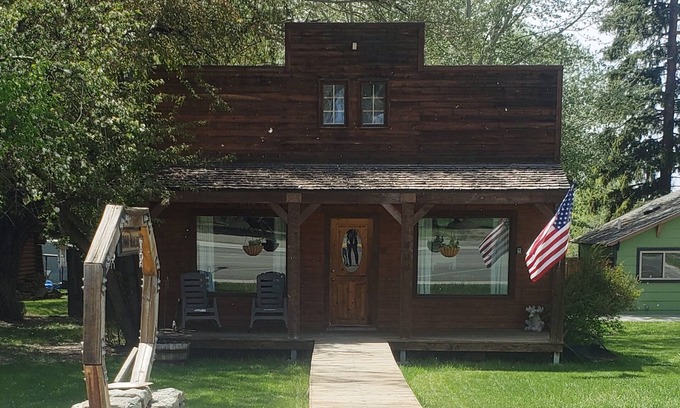 Sheridan House | Rockin S Cabin