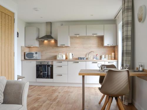 St. Mary's House | Rockworks Chalets No5 - Uk7044