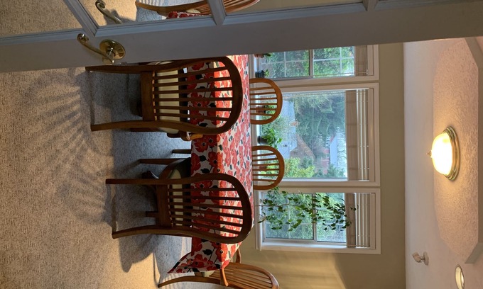 Madison South House | Rocky Butte Hideaway