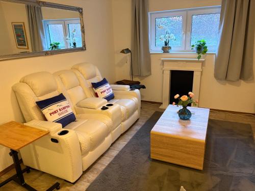 Rodenbach Apartment | Rodenbach 1 BR Apartment