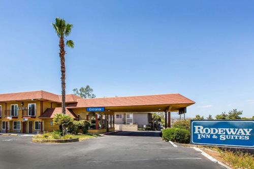 Canyon Lake Hotel | Rodeway Inn & Suites Canyon Lake-Menifee West