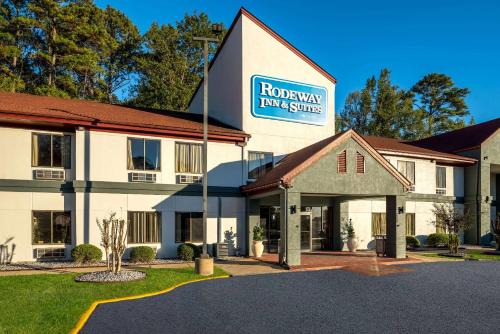 Brandon Hotel | Rodeway Inn