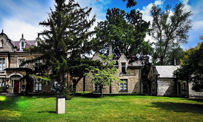 St. Catharines Hotel | Rodman Hall