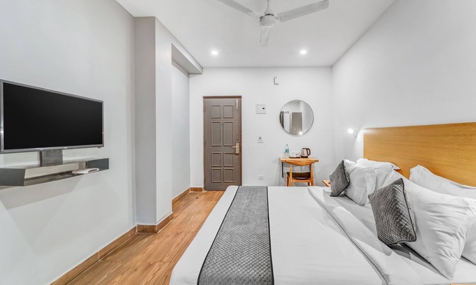 Ashok Nagar Hotel | Rohaan Inns - UPAR Hotels Ashok Nagar