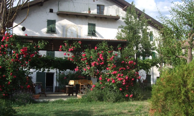 Mioglia Apartment | Romantic apartment for two in old house in Liguria