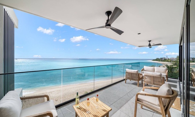 Brighton Apartment | Romantic Beachfront Condo - Allure 505