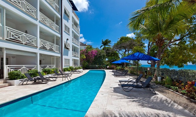 Old Trees Bay Apartment | Romantic Beachfront Condo - Waterside 402