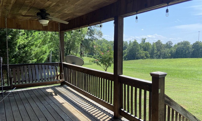 Moore Cabin | Romantic Cabin